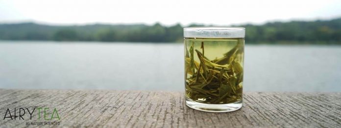 Top 10+: Green Tea Health Benefits & Side-Effects (2023)