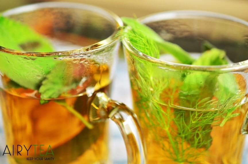 Safe to Drink Herbal Teas and Ingredients While Breastfeeding (2025)